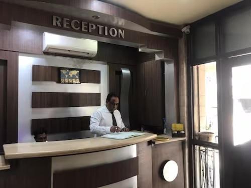 Hotel Gulshan International Kolkata Bagian luar foto